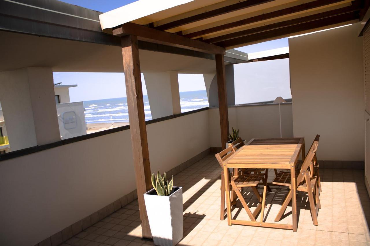 Residence Marittimo Riccione Exterior foto